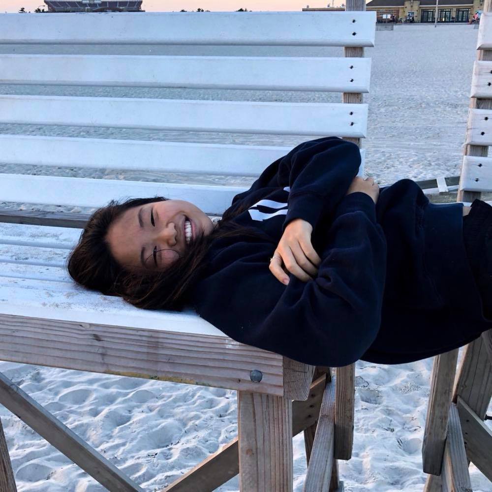 Meet your Posher, Vivian